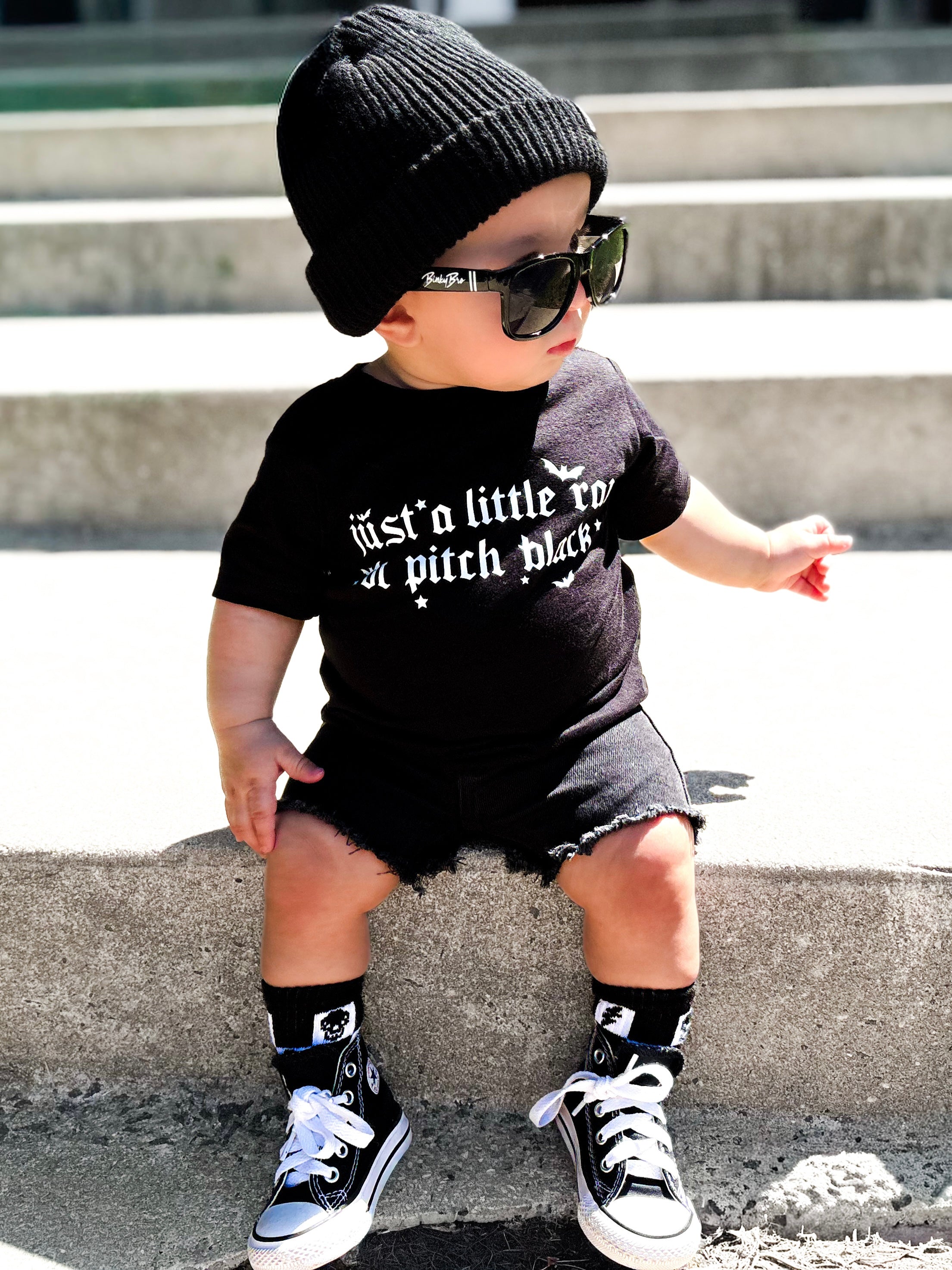 Camiseta negra azabache