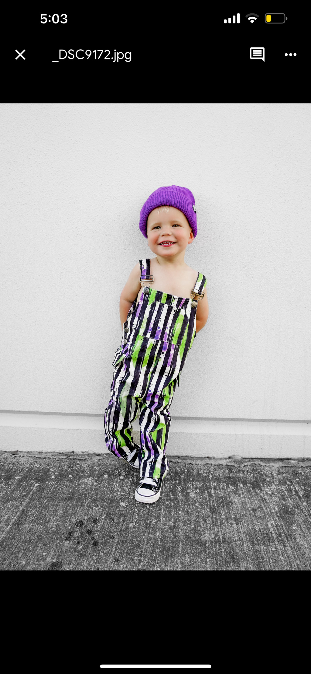 Mono de poción de bruja