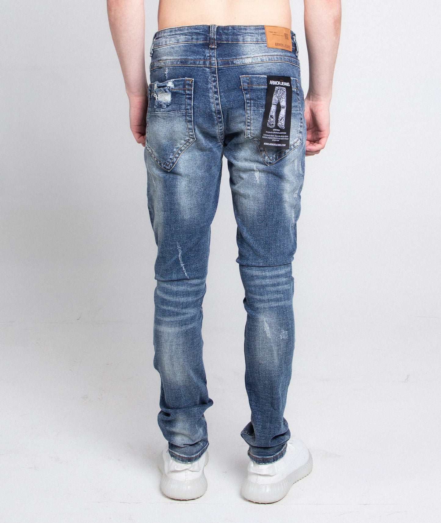 CASUAL DISTRESSED SKINNY JEANS