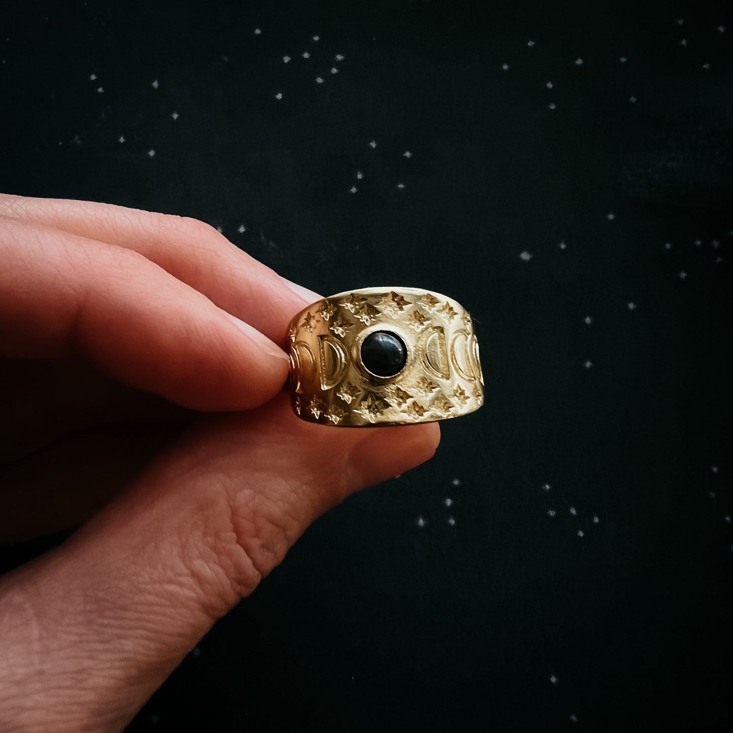 Bague Éclipse avec phases de la lune et opale noire