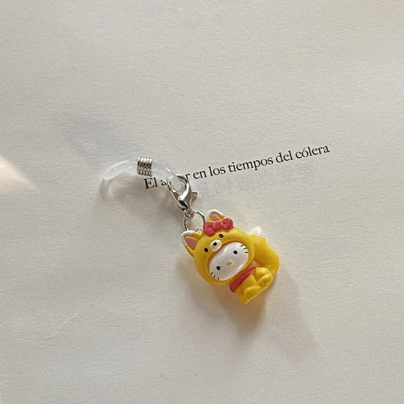 Hello Kitty Umbrella Pendant Sanrio KT Cat New Cute Cartoon Creative Key Chain Resin Versatile Pendant Girl Gifts