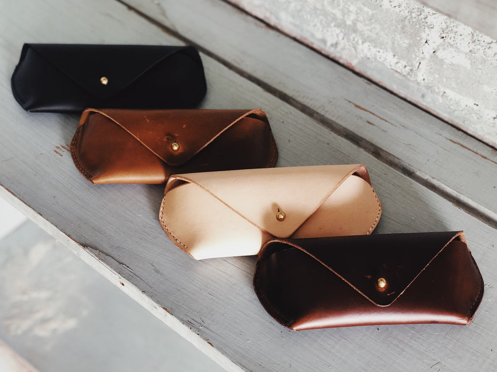 Estuche clásico para gafas de sol